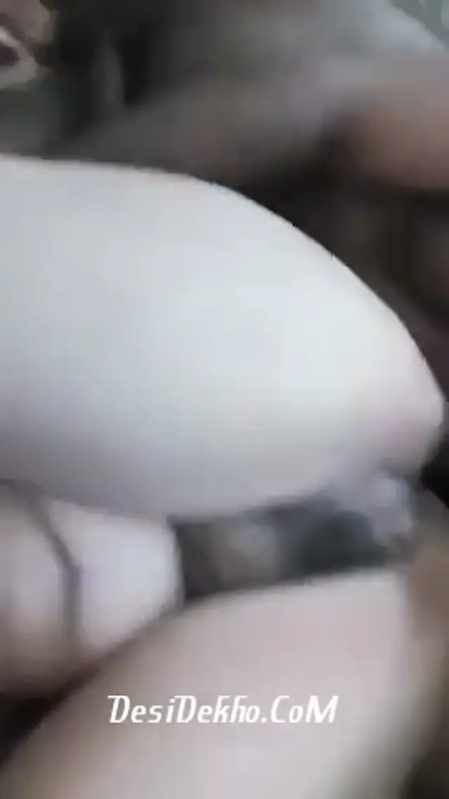 Bechari Bhabhi ki chut se devar ne toh paani nikaal diya