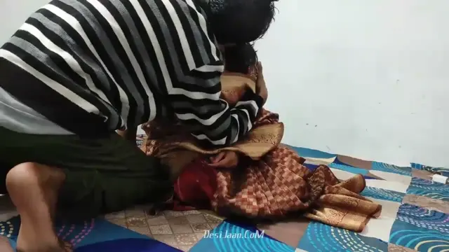 Desi Wife Satisfied Her Husband by Sucking His Cock and Giving Blowjob