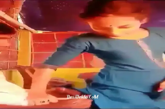 Dhabe pe Inhone Toh Chudai Kar li Leaked Sex Video