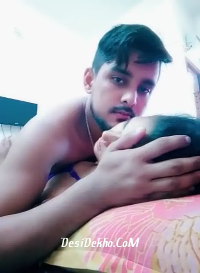 GF Ne Purple Bra pehni toh BF ne Chodh Diya desi GF BF