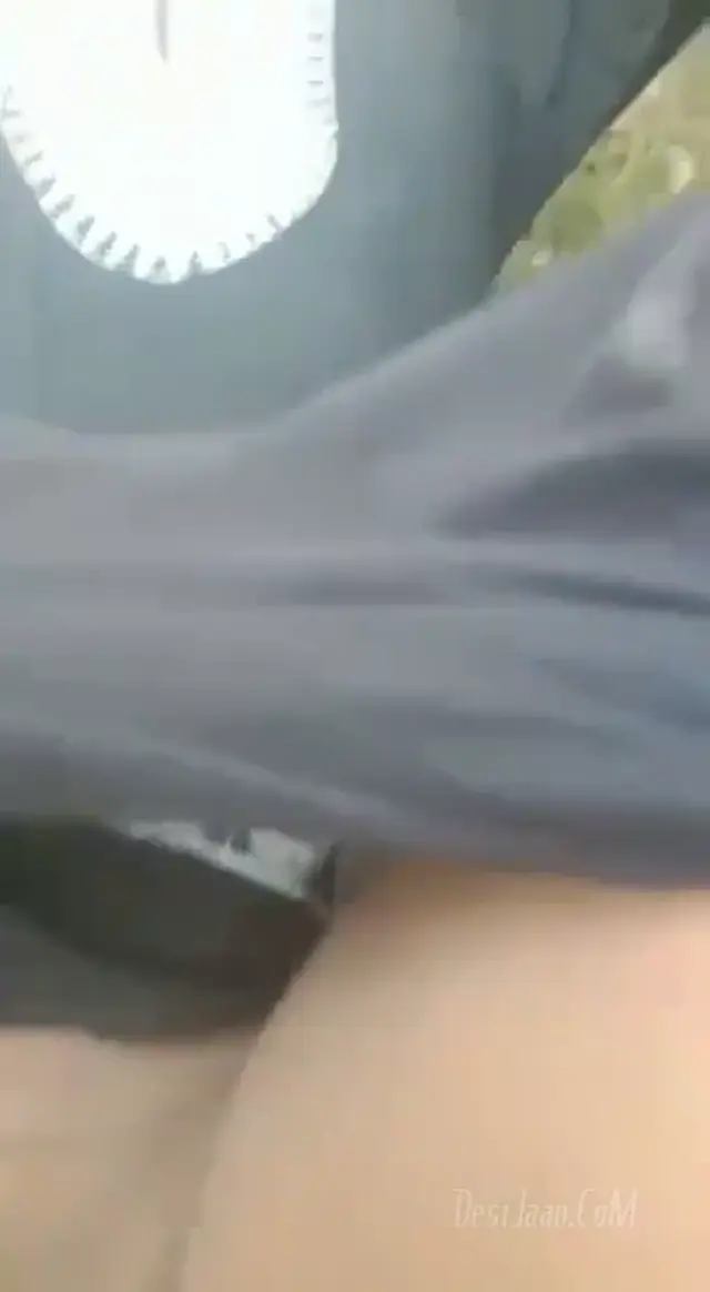 Indian desi Young girl deep fucking outdoor sex viral xxx porn