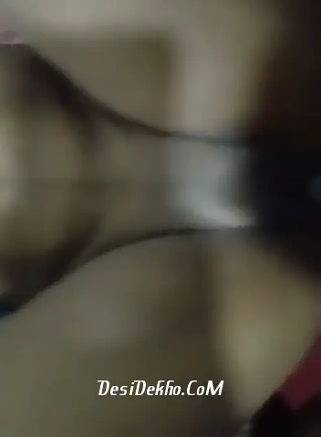 Sexy Gf ko chodh k apne lund ka paani spray kiya